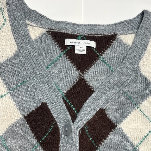NWOT American Eagle Argyle Cropped Button-Up Sweater/Cardigan - Picture 3 of 3